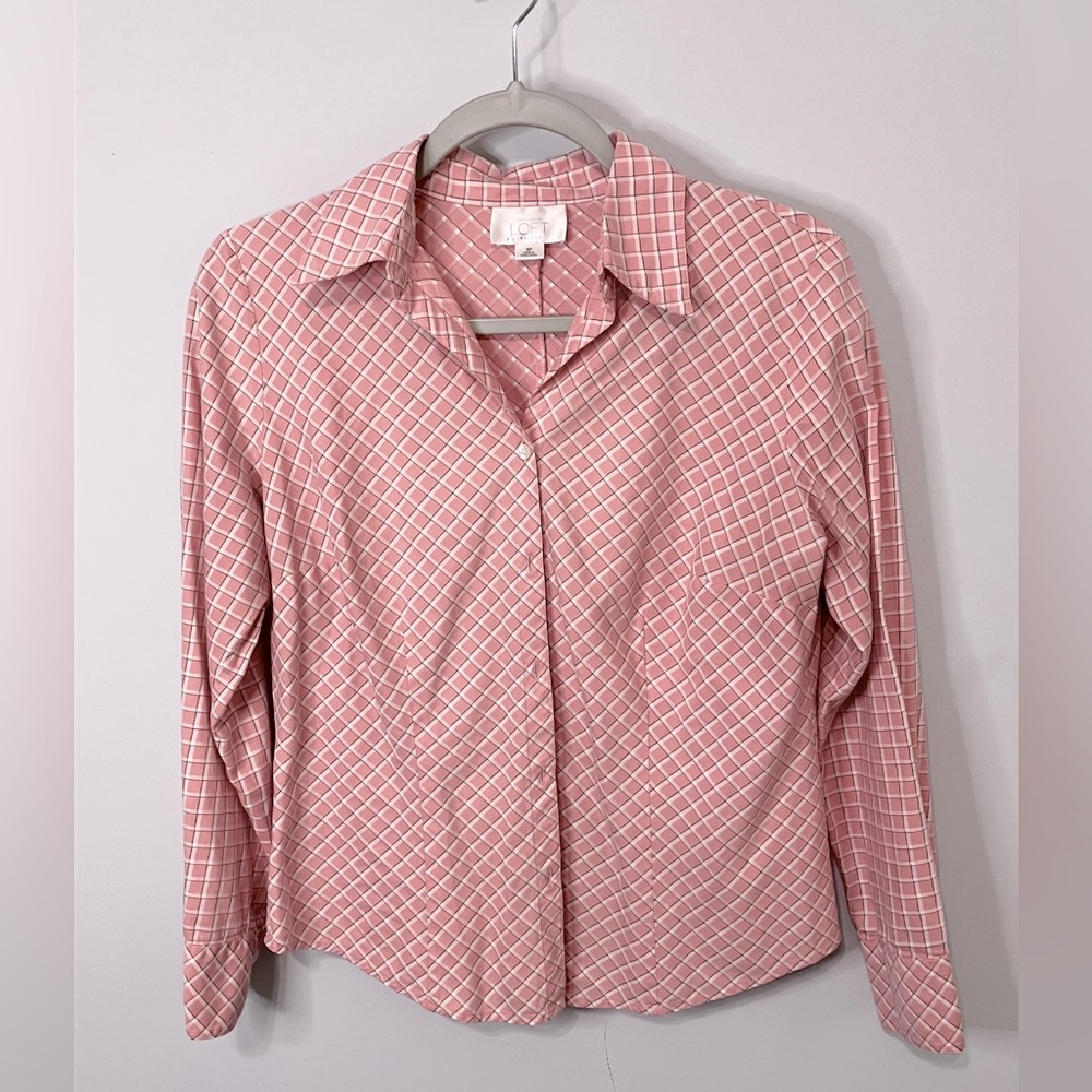 Loft peachy pink button down Ann Taylor sz 8 petite long sleeve